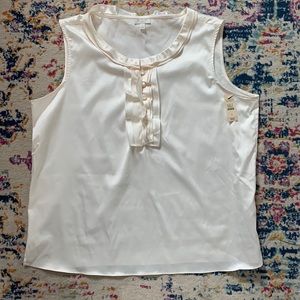 Beautiful silky ruffle Talbot blouse